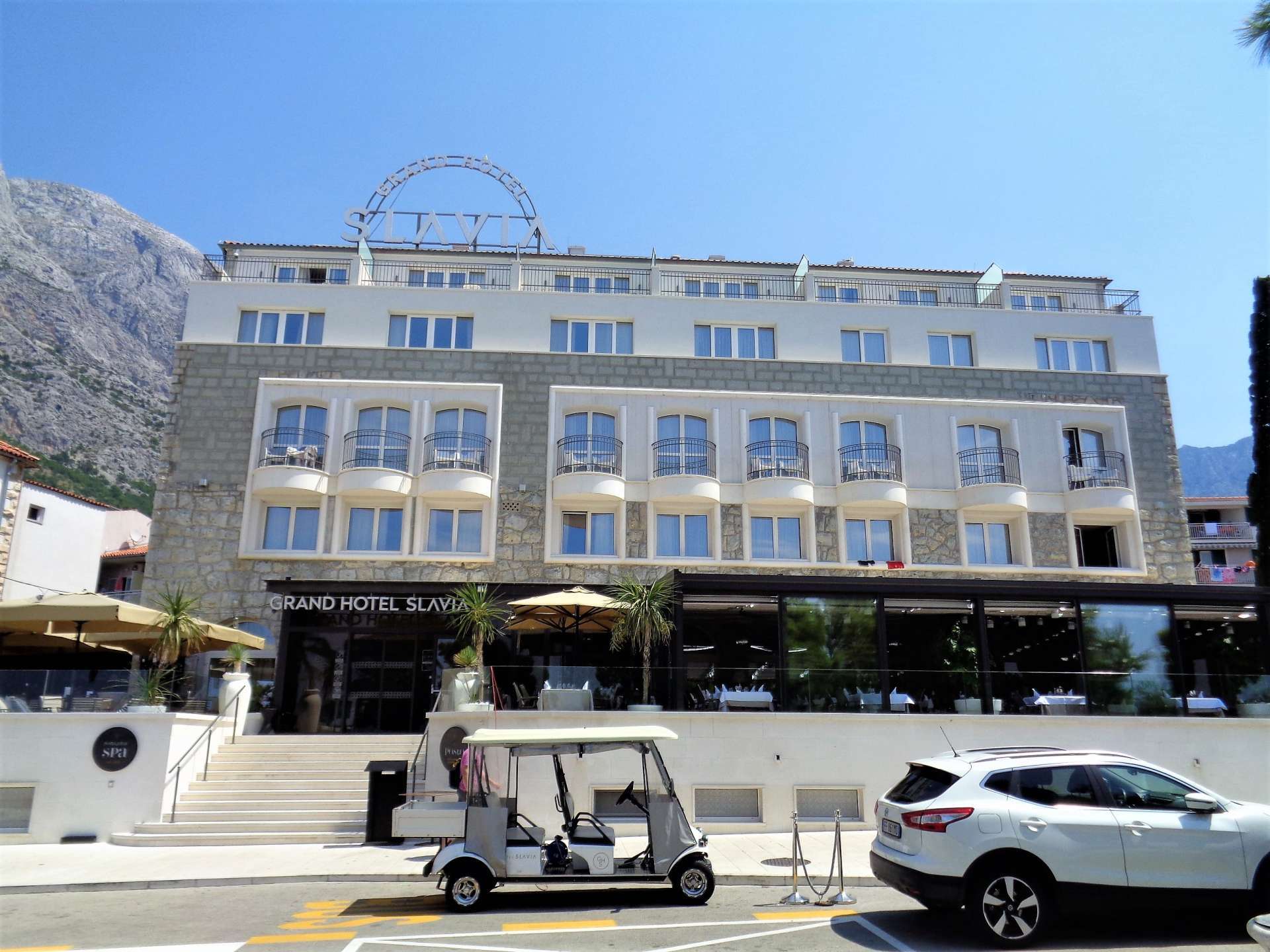 HOTEL SLAVIA BAŠKA VODA